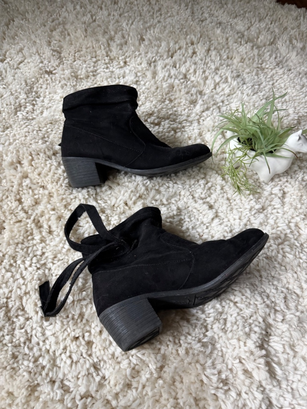 American Eagle Outfitters Black Suede Ankle Booties with Back Wrap Tie suede ank - Picture 2 of 8